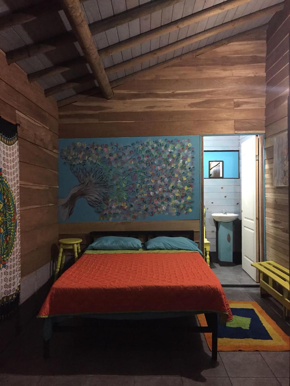 Wood House Hostel La Fortuna Eksteriør bilde